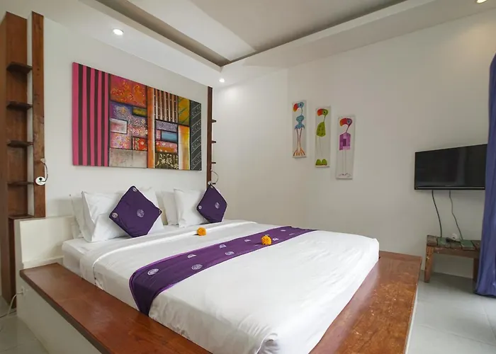Athena - Sumptuous 3 Bedroom Private Luxury With Pool In Seminyak