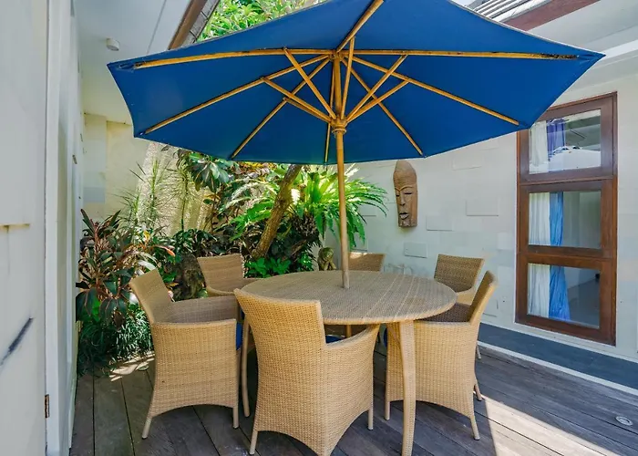 Athena - Sumptuous 3 Bedroom Private Luxury With Pool In Seminyak