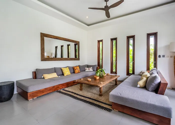 Athena - Sumptuous 3 Bedroom Private Luxury With Pool In Villa Seminyak